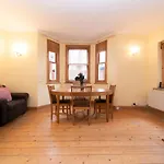 Garden Flat With A Heath Views & London Skyline